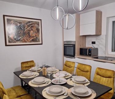 Kastel Sucurac Villa | Casa Blanca
