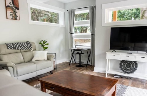 Chattanooga House | Casa Blanca on the Tennessee River Gorge Chattanooga