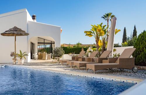 Mato Serrao Villa | Casa Blanca