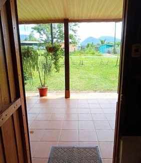 Penas Blancas House | Casa Bliss Arenal: Casa Rústica en La Fortuna
