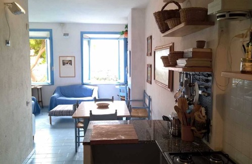 Capalbio Apartment | Casa Blu - private garden, parking, privacy and view
