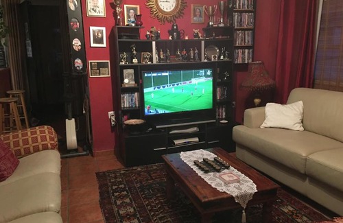 Cuevas de San Marcos House | Casa Bob