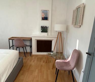 Bissone Apartment | Casa Borromini - Parking - Vista Lago di Lugano
