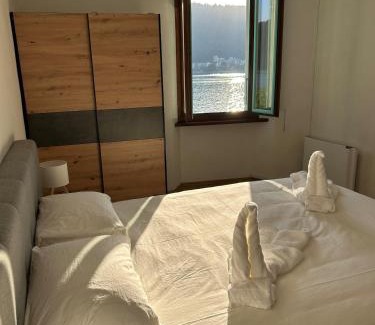 Bissone Apartment | Casa Borromini - Parking - Vista Lago di Lugano