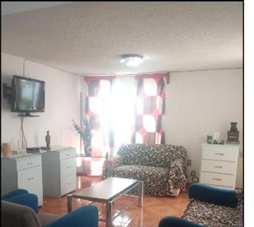 Coacalco de Berriozabal House | Casa Boulevard