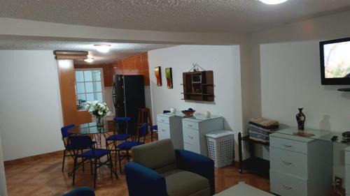 Coacalco de Berriozabal House | Casa Boulevard