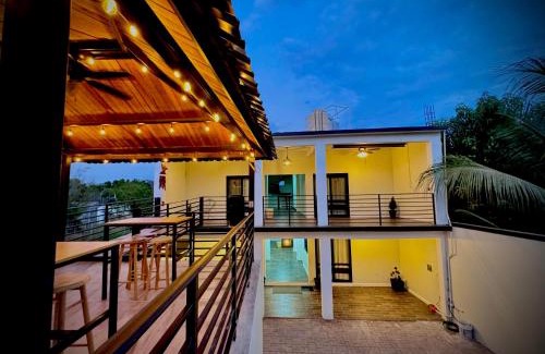 Barra de Colotepec Hotel | Casa Brevard