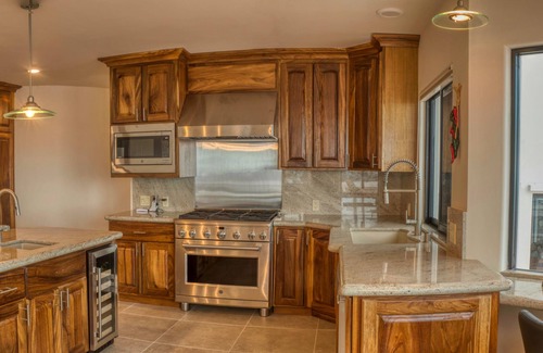 Laderas del Mar Apartment | Casa Brisa Del Mar Beach Front Living with Pool and Spa