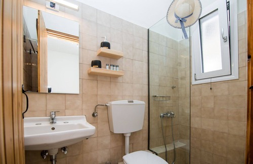 Lassi Apartment | CASA BUGANVILLA 5 in Minia