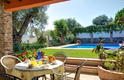 Orgiva Villa | Casa Buganvilla - Two Bedroom Villa, Sleeps 4