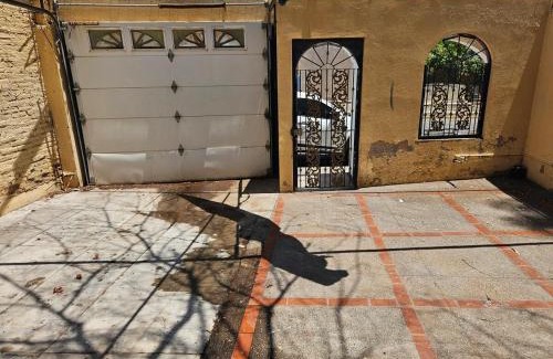 Culiacan House | Casa céntrica, segura y sencilla