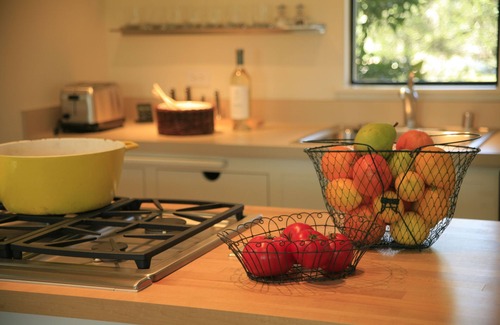 St. Helena House | CASA CABERNET- A RARE FIND AMONGST THE VINES IN ST. HELENA, CA. NAPA VALLEY