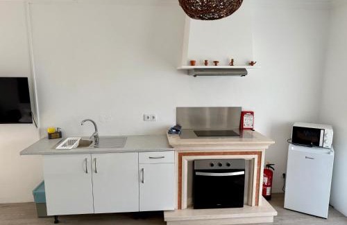 Caloura Bed & Breakfast | Casa Caloura Ocean Deluxe Accommodation & Spa