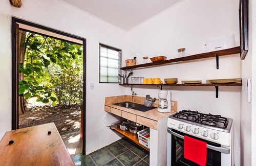 Palm Beach Estates Apartment | Casa Camaleon 5 🏄 2 bed beach cabina
