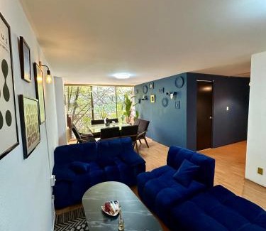 Zona Rosa House | Casa Camara