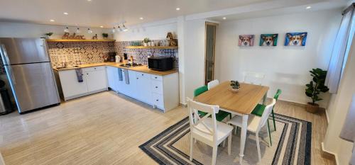 Ensenada House | Casa Canes - Beachfront Doggy Living!