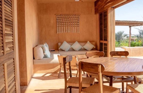 Tlachicon House | Casa Caracol with oceanfront rooftop