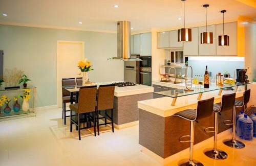 Concepcion Villa | Casa Catriona