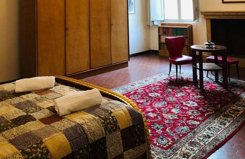 Ferrara Historic Centre Apartment | Casa Cavallini - Appartamento Eleonora