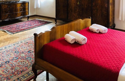 Ferrara Historic Centre Apartment | Casa Cavallini - Appartamento Eleonora