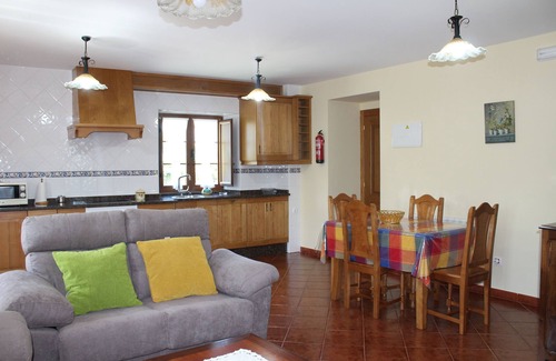 Figueras (Castropol) Cottage | Casa Cerolleiro Apartments: apartment for 4 people