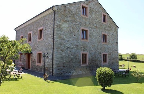 Figueras (Castropol) Cottage | Casa Cerolleiro Apartments: apartment for 4 people