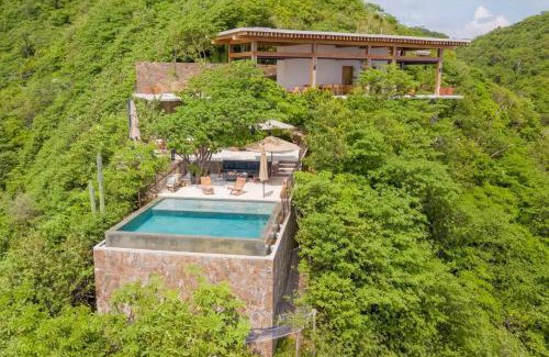 Santa Maria Tonameca Villa | Casa Chicatana Incredible Beach Front Villa