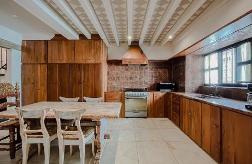 Zona Centro Villa | Casa Chiquitos