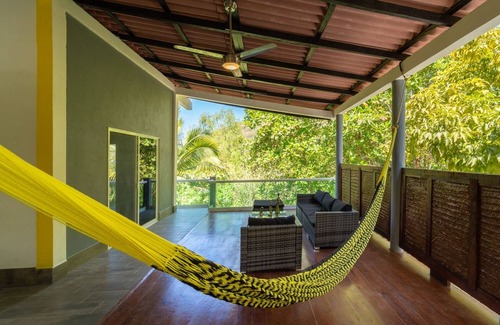Yelapa Apartment | Casa Cielo Rojo - Yelapa Treetop House with AC