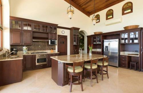Playa Hermosa House | Casa Cinco Sinsontes