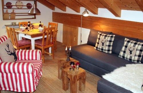 Tiefenbach Apartment | Casa Claudia - die schöne 4-Sterne-Fewo - im Sommer Bergbahntickets inclusive