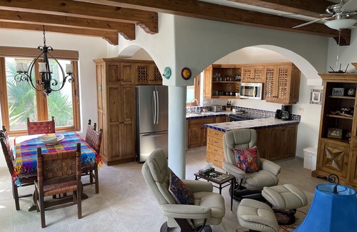 Nopolo Villa | Casa Colibri