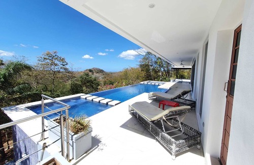Tamarindo Villa | CASA COLINA Outstanding House W/an amazing view