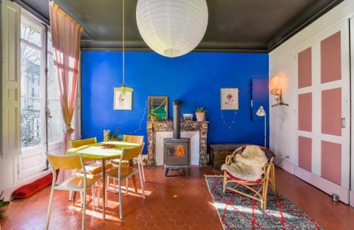 Forcalquier Apartment | casa Colorada centrale avec balcons