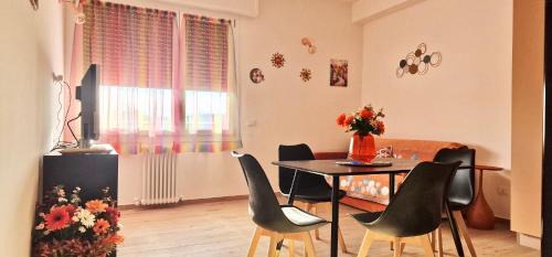 San Donato-San Vitale Apartment | Casa Colore
