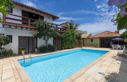Praia Rasa House | Casa com 4 Suítes e Piscina em Búzios | PZ 1214
