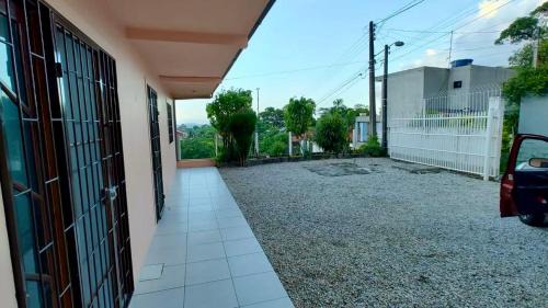 Caiacanga House | Casa com linda vista a 500 metros da praia