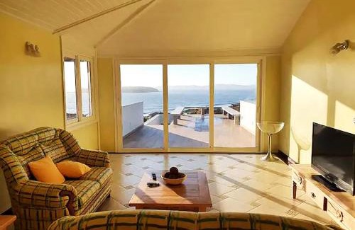 Praia Rasa House | Casa com piscina e churrasqueira em Buzios RJ