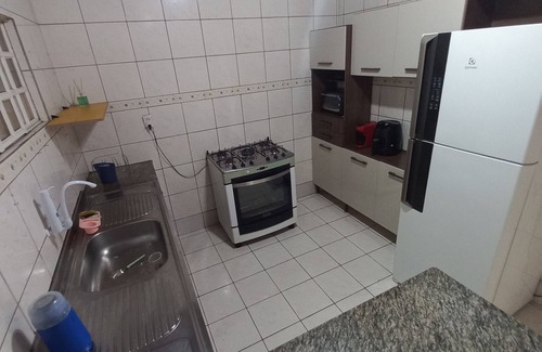 Cacari House | CASA COM PISCINA EM ÁREA NOBRE PRÓXIMO A PRAIA PARQUES RESTAURANTES E SHOPPING.