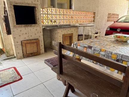 Leopoldo Zarling House | Casa com piscina próximo a Meia Praia, Itapema-SC