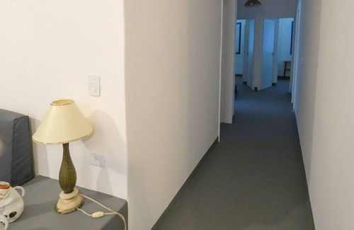 Guaeca House | Casa com WiFi e churrasq a 200m da Praia de Guaecá