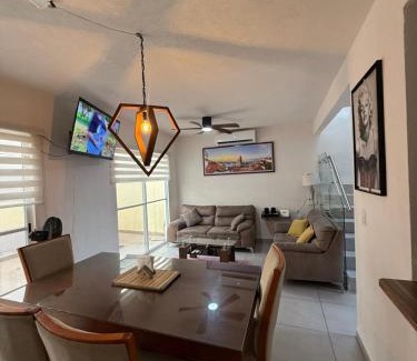 Valle de Banderas House | Casa Comoda Con Piscina