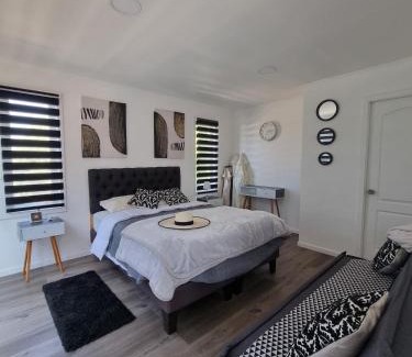 Puchuncavi House | Casa con Piscina en Valle Alegre