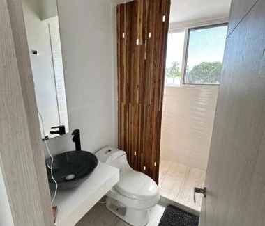Girardot House | Casa con piscina y campo de golf