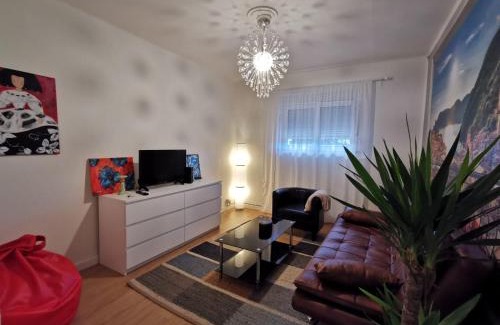 San Lazaro y Otero Apartment | Casa Coqueta y confortable en Oviedo