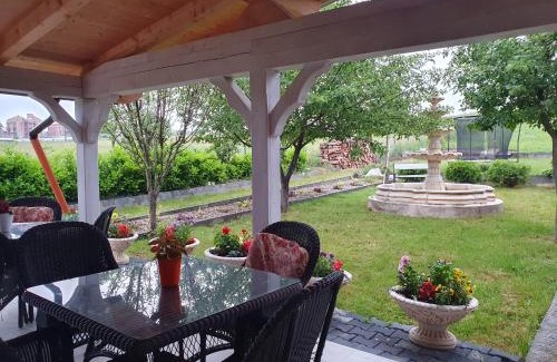 Baile Felix House | Casa Cu Pridvor