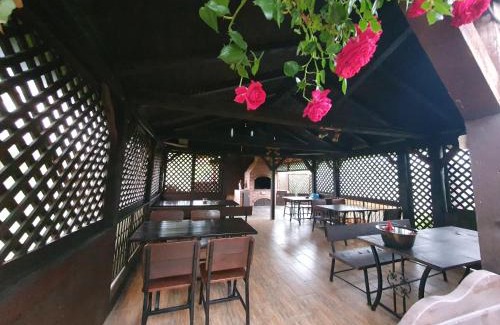 Baile Felix House | Casa Cu Pridvor
