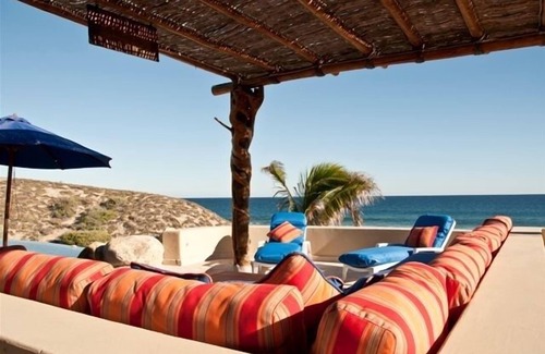 La Fortuna Villa | Casa Cuervo Beach Front Villa in Playa Tortuga - Baja Ca Sur