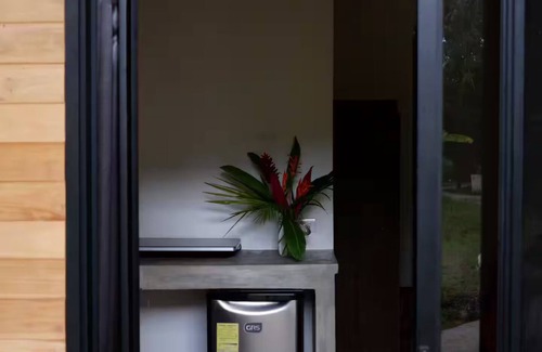 Villarreal House | Casa Cultura Tropical Escape