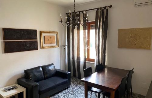 Sinalunga Apartment | Casa d'artista in Val di Chiana